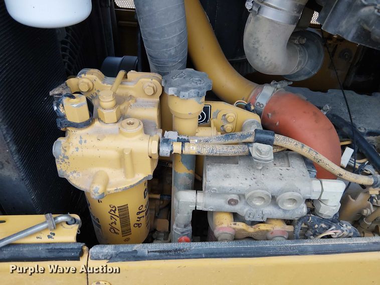 image for item DU3720 2011 Caterpillar D6N XL dozer