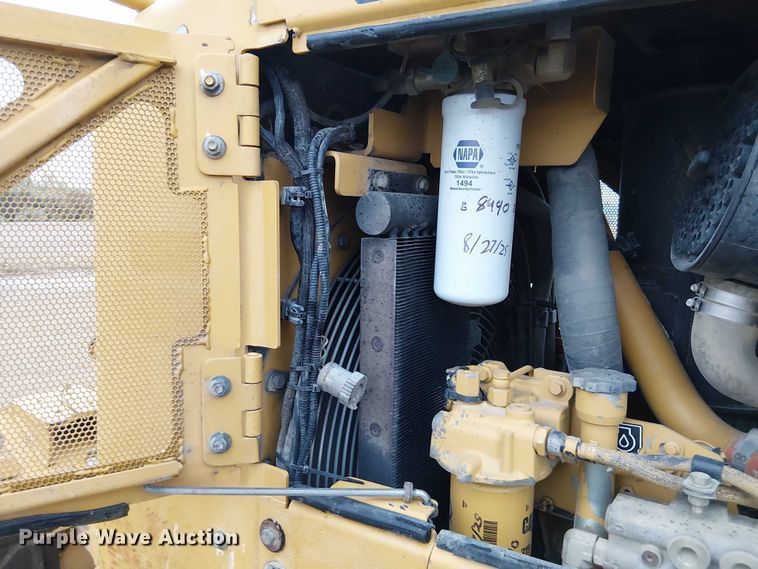 image for item DU3720 2011 Caterpillar D6N XL dozer