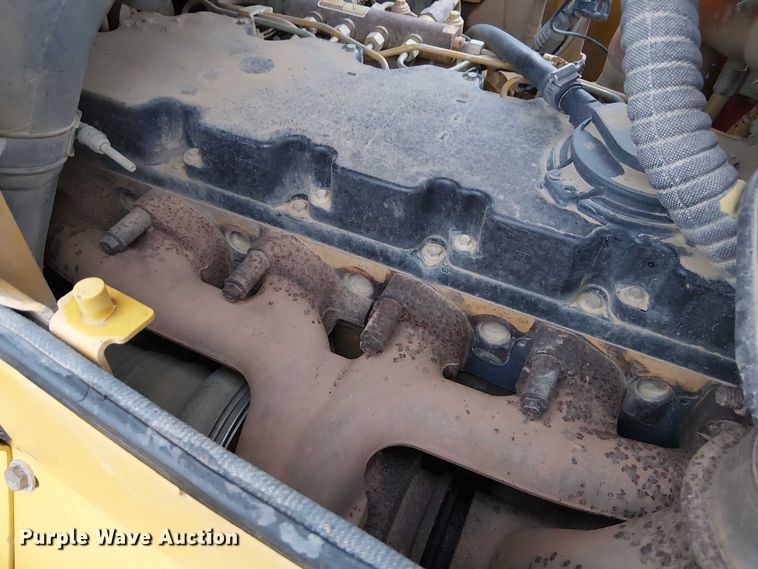 image for item DU3720 2011 Caterpillar D6N XL dozer