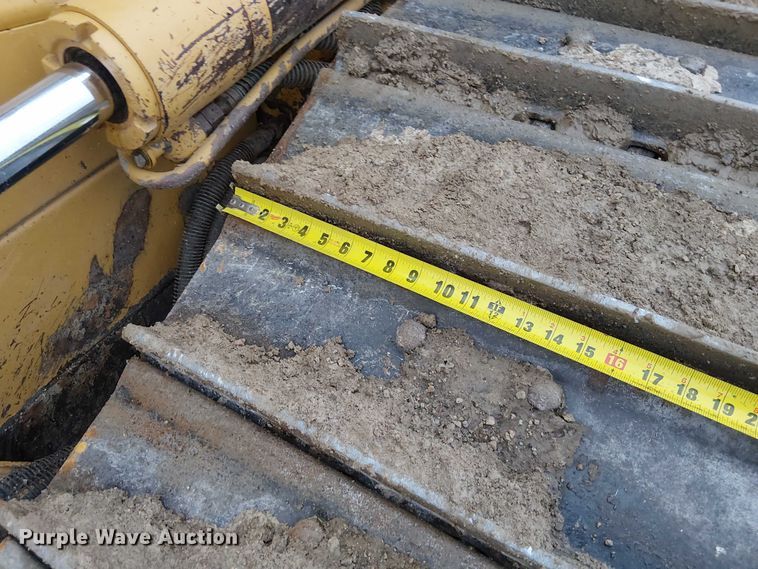 image for item DU3720 2011 Caterpillar D6N XL dozer