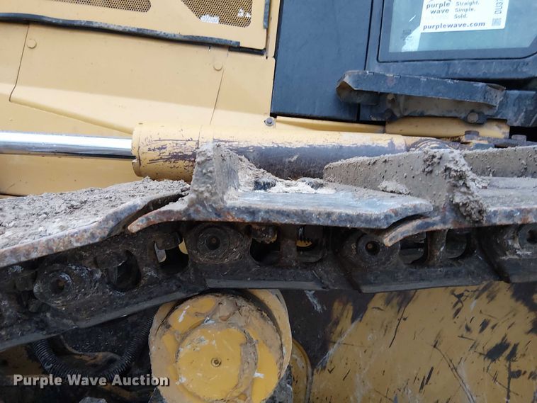 image for item DU3720 2011 Caterpillar D6N XL dozer