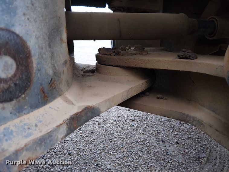 image for item DU3721 2004 Komatsu WA250PT-5L wheel loader