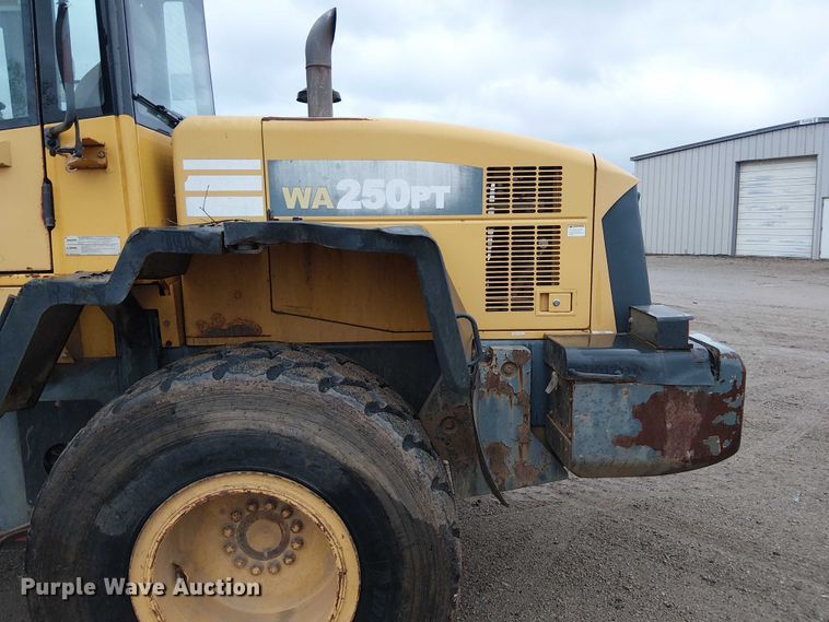 image for item DU3721 2004 Komatsu WA250PT-5L wheel loader
