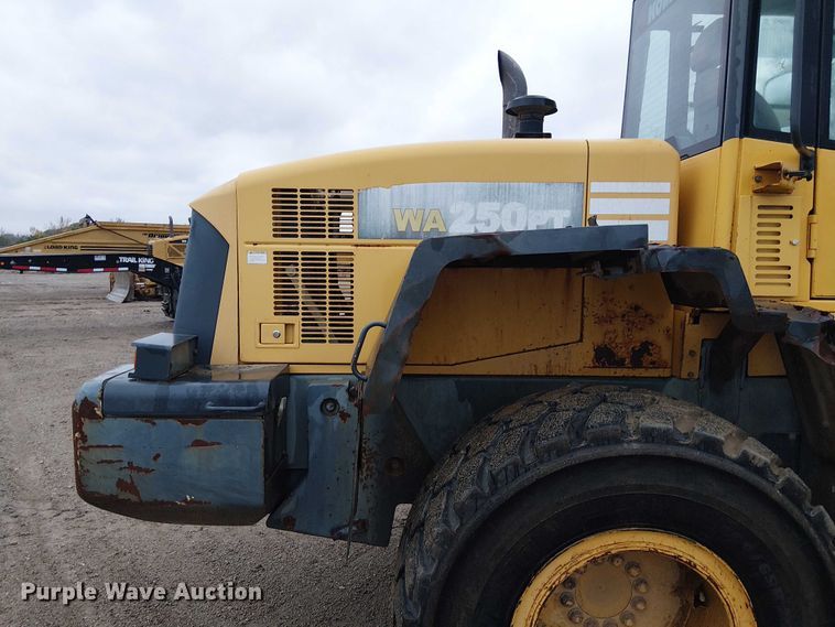 image for item DU3721 2004 Komatsu WA250PT-5L wheel loader