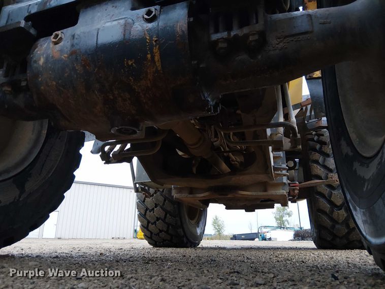 image for item DU3721 2004 Komatsu WA250PT-5L wheel loader