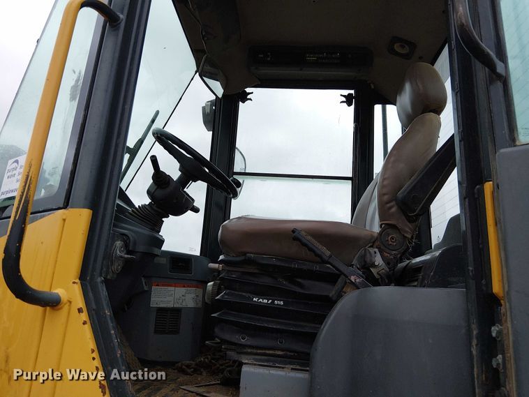 image for item DU3721 2004 Komatsu WA250PT-5L wheel loader