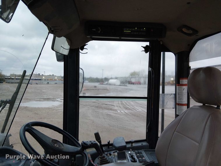 image for item DU3721 2004 Komatsu WA250PT-5L wheel loader