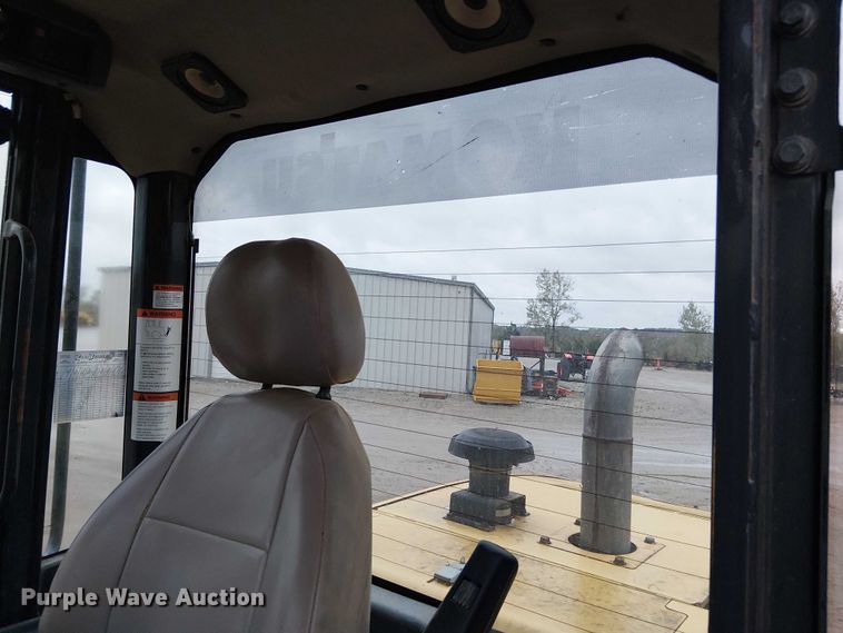 image for item DU3721 2004 Komatsu WA250PT-5L wheel loader