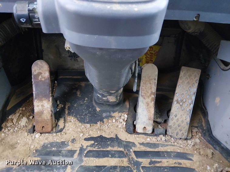 image for item DU3721 2004 Komatsu WA250PT-5L wheel loader