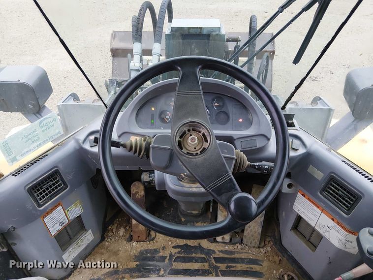 image for item DU3721 2004 Komatsu WA250PT-5L wheel loader