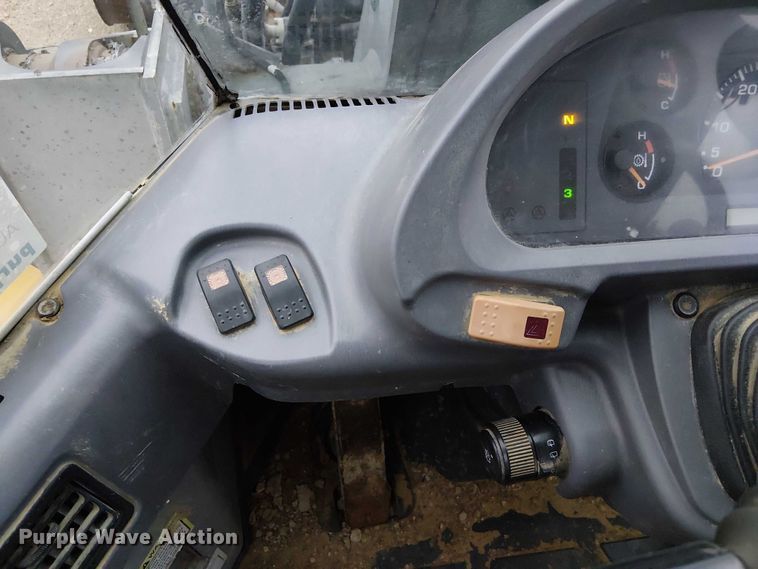 image for item DU3721 2004 Komatsu WA250PT-5L wheel loader