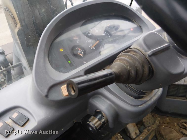 image for item DU3721 2004 Komatsu WA250PT-5L wheel loader