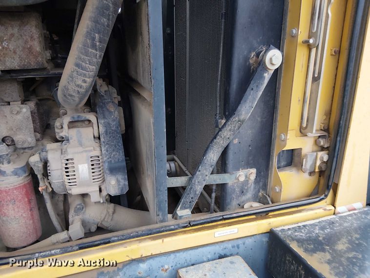 image for item DU3721 2004 Komatsu WA250PT-5L wheel loader