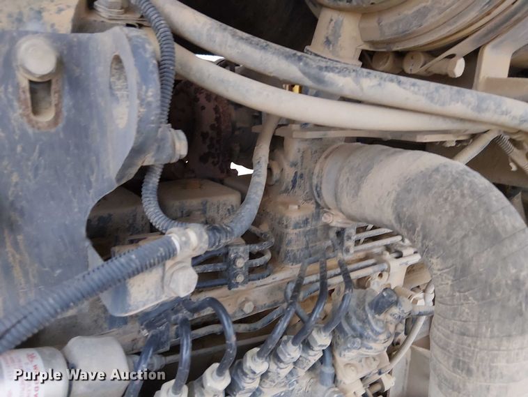 image for item DU3721 2004 Komatsu WA250PT-5L wheel loader