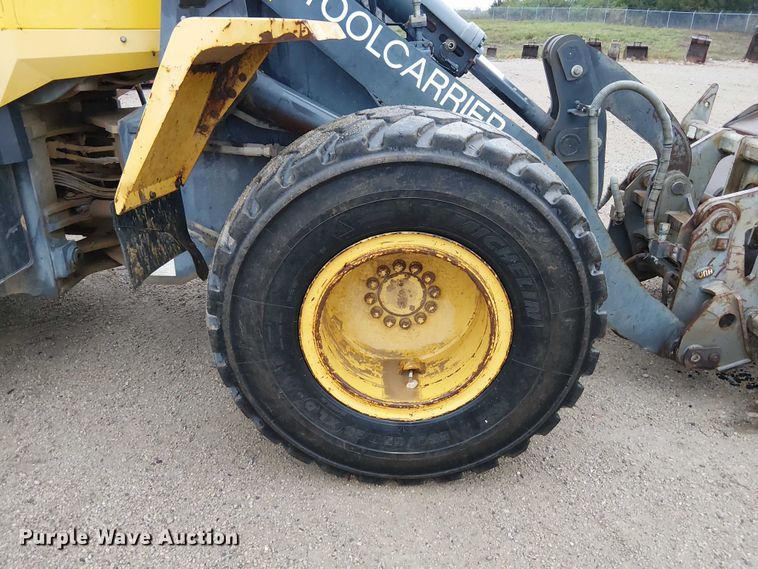 image for item DU3721 2004 Komatsu WA250PT-5L wheel loader