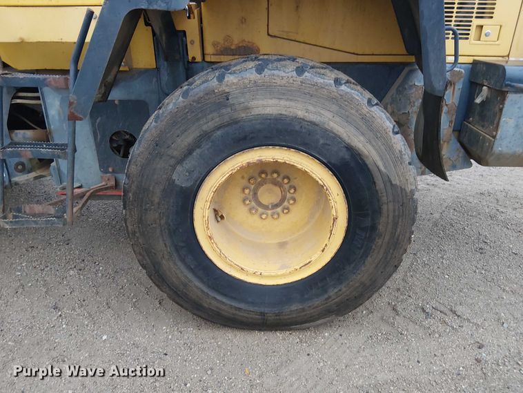 image for item DU3721 2004 Komatsu WA250PT-5L wheel loader