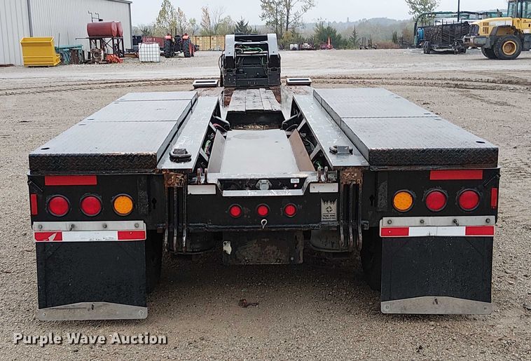 image for item DU3722 2016 Trail King TK110HDG lowboy equipment trailer