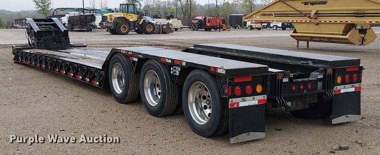 image for item DU3722 2016 Trail King TK110HDG lowboy equipment trailer