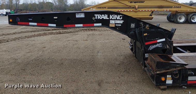 image for item DU3722 2016 Trail King TK110HDG lowboy equipment trailer