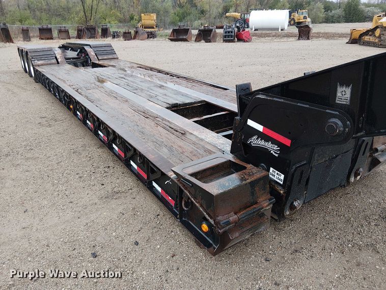 image for item DU3722 2016 Trail King TK110HDG lowboy equipment trailer