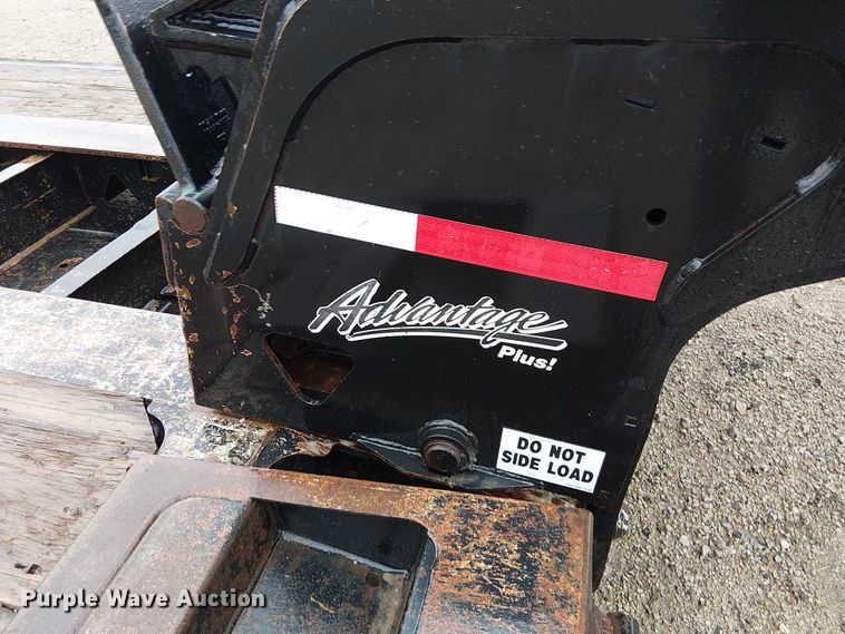 image for item DU3722 2016 Trail King TK110HDG lowboy equipment trailer