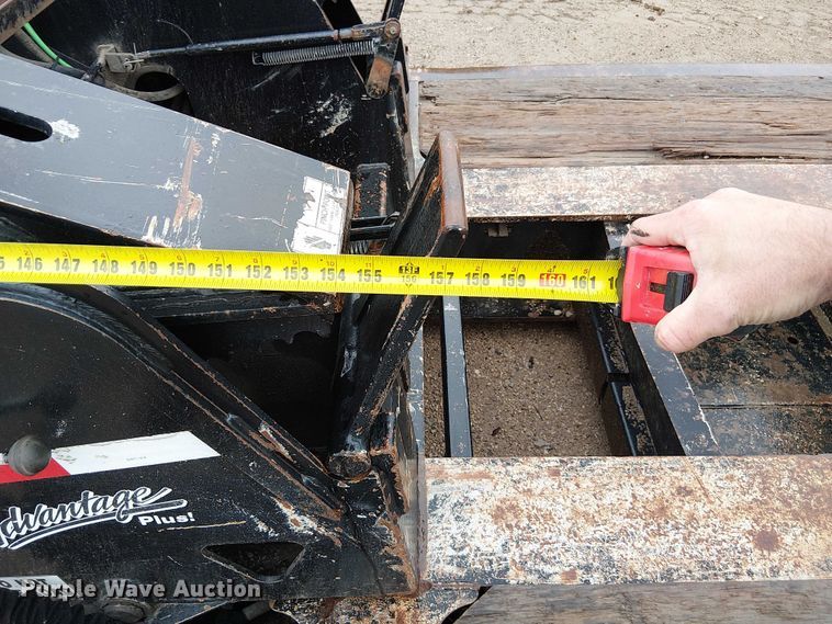 image for item DU3722 2016 Trail King TK110HDG lowboy equipment trailer