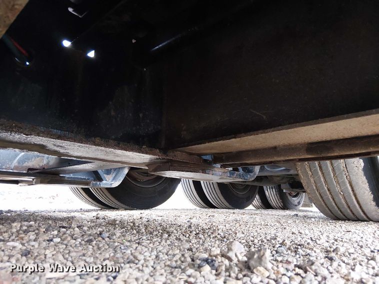 image for item DU3722 2016 Trail King TK110HDG lowboy equipment trailer