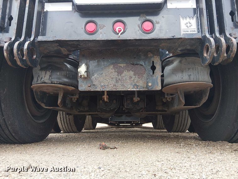 image for item DU3722 2016 Trail King TK110HDG lowboy equipment trailer