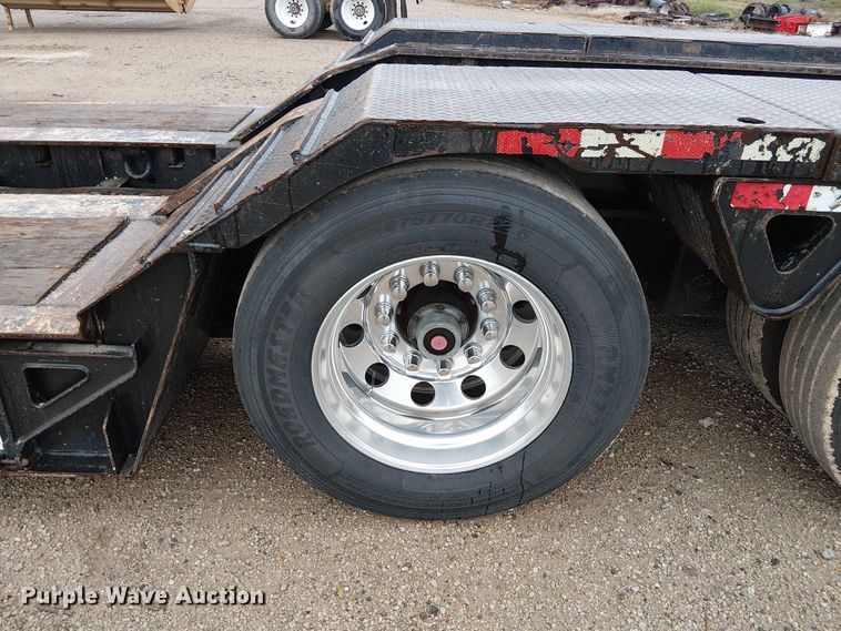 image for item DU3722 2016 Trail King TK110HDG lowboy equipment trailer