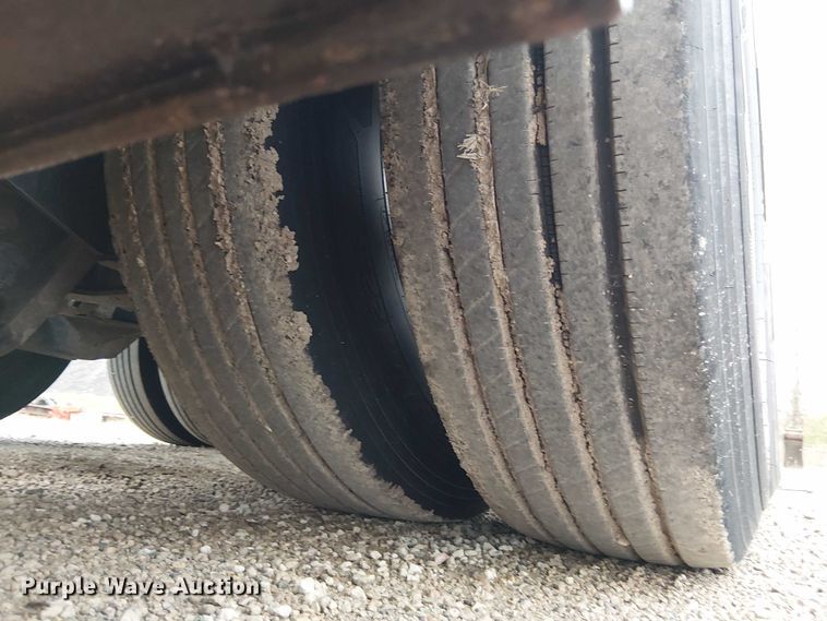 image for item DU3722 2016 Trail King TK110HDG lowboy equipment trailer