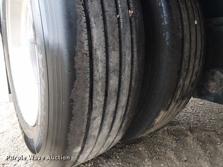 image for item DU3722 2016 Trail King TK110HDG lowboy equipment trailer