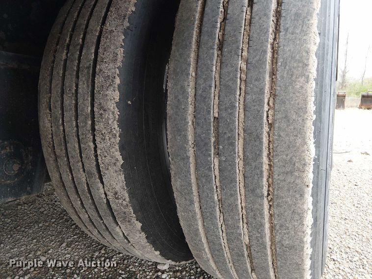 image for item DU3722 2016 Trail King TK110HDG lowboy equipment trailer