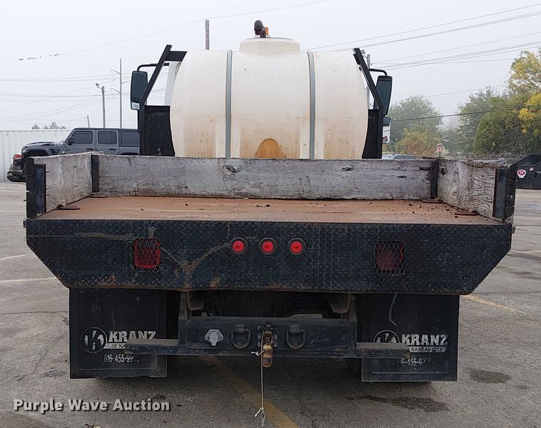 image for item DU3726 2004 International 4300 flatbed truck