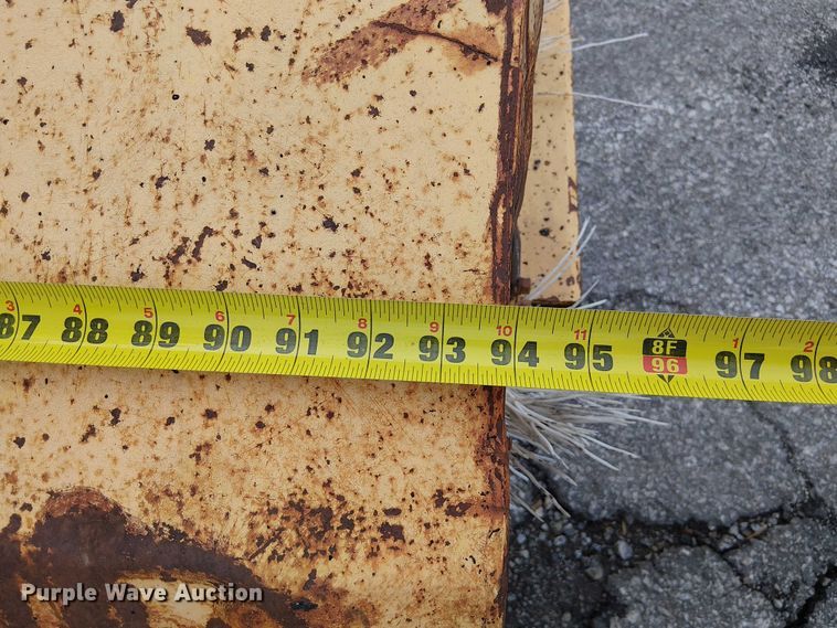 image for item DU3727 SweepMaster 250 broom