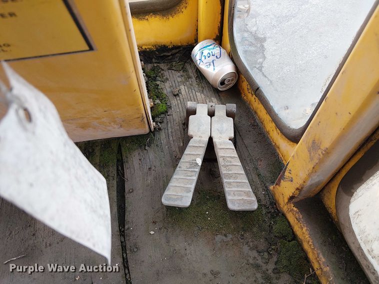 image for item DU3727 SweepMaster 250 broom