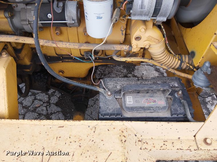 image for item DU3727 SweepMaster 250 broom