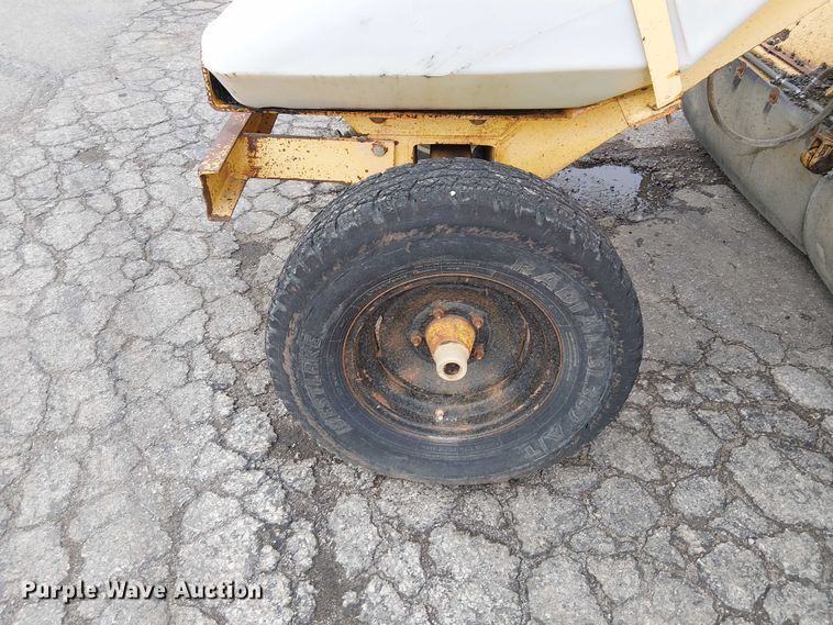 image for item DU3727 SweepMaster 250 broom