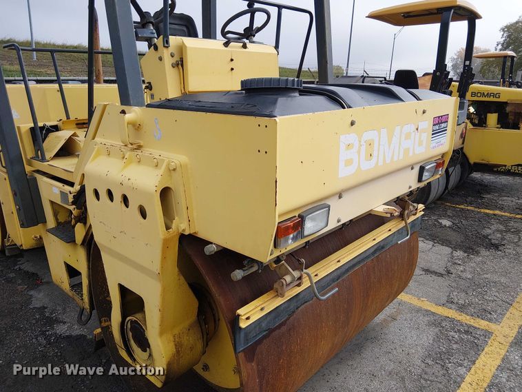 image for item DU3728 2000 Bomag BW 161 AD-2 double drum vibratory roller