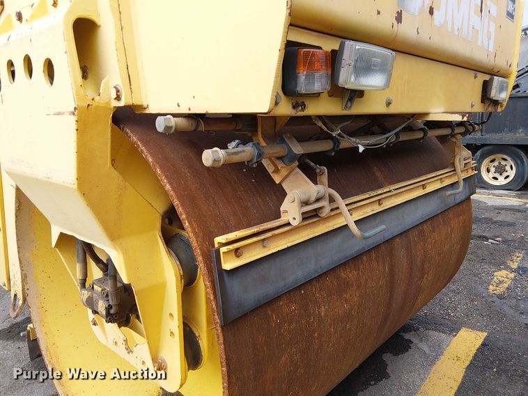 image for item DU3728 2000 Bomag BW 161 AD-2 double drum vibratory roller