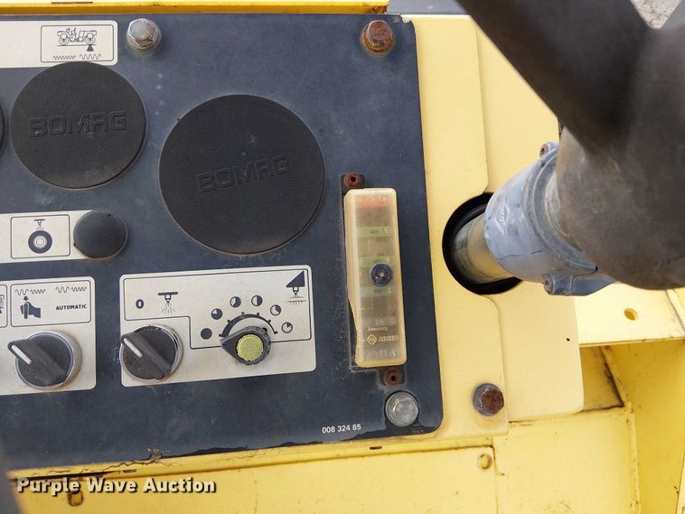 image for item DU3728 2000 Bomag BW 161 AD-2 double drum vibratory roller