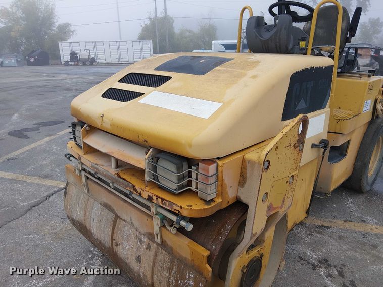 image for item DU3729 2009 Caterpillar CC34 single drum vibratory roller