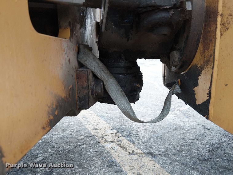 image for item DU3729 2009 Caterpillar CC34 single drum vibratory roller