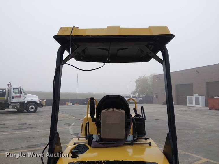 image for item DU3729 2009 Caterpillar CC34 single drum vibratory roller