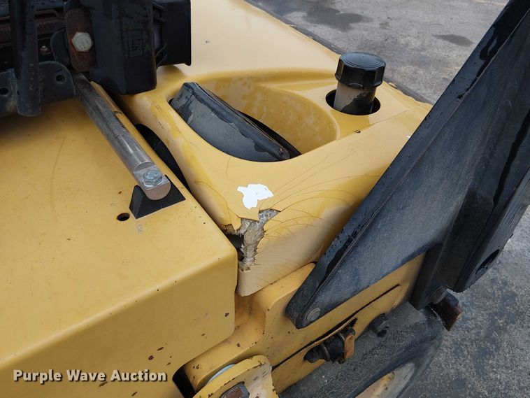 image for item DU3729 2009 Caterpillar CC34 single drum vibratory roller