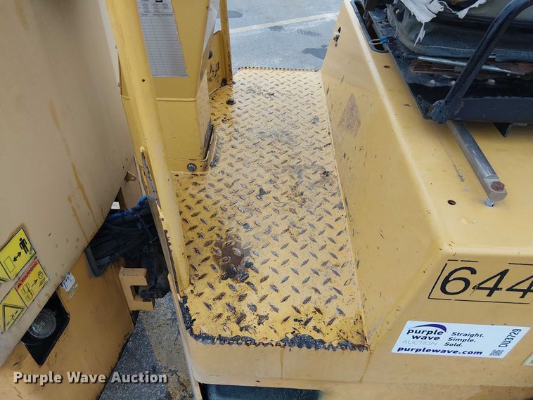 image for item DU3729 2009 Caterpillar CC34 single drum vibratory roller