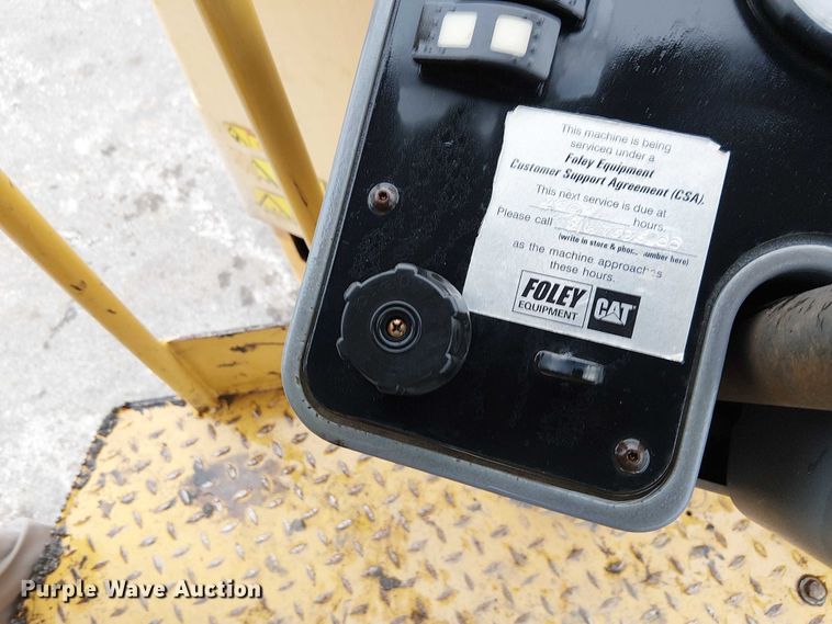 image for item DU3729 2009 Caterpillar CC34 single drum vibratory roller