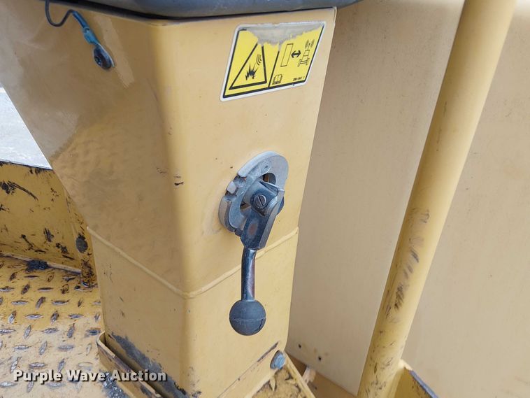 image for item DU3729 2009 Caterpillar CC34 single drum vibratory roller