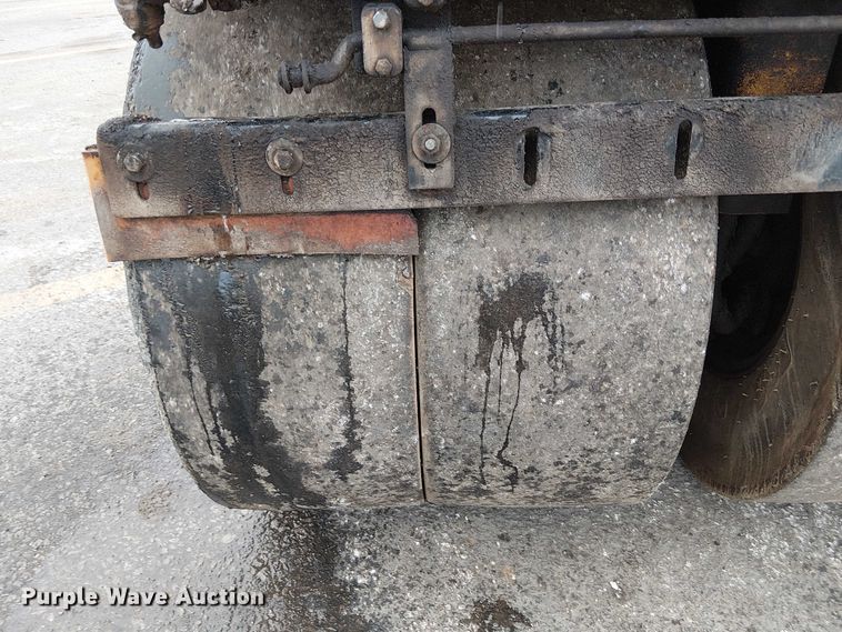 image for item DU3729 2009 Caterpillar CC34 single drum vibratory roller