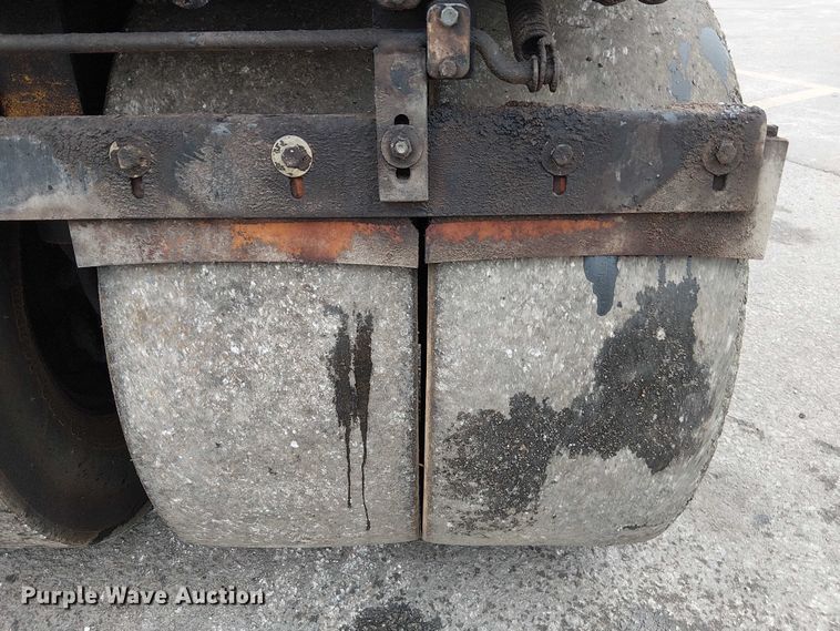 image for item DU3729 2009 Caterpillar CC34 single drum vibratory roller