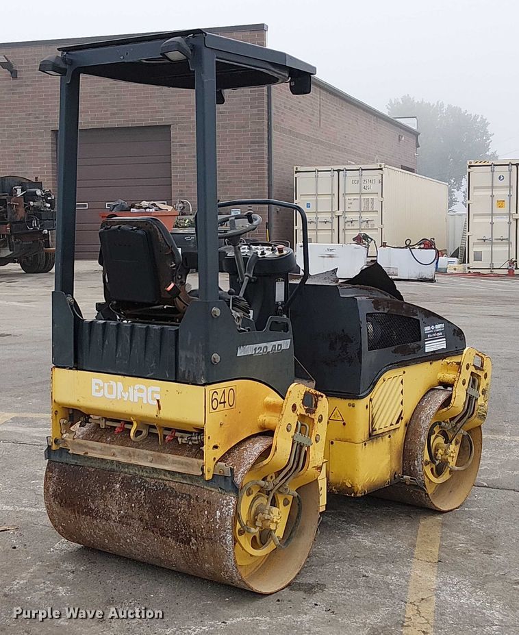 COMPACTADOR 2005 BOMAG BW120AD4